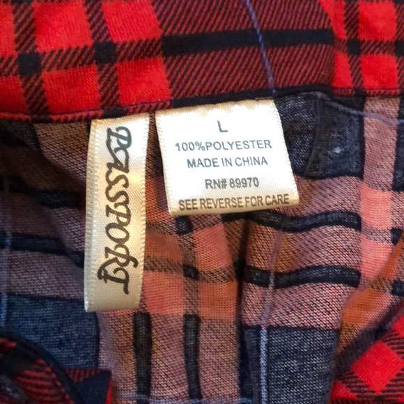 100% polyester flannel looking button up - Picture 2 of 2